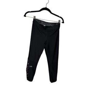 Under Armour Women's‎ Black Athletic Leggings Workout Running Capri Pants NWOT